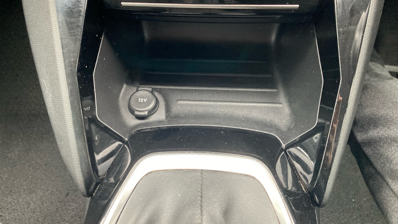 Peugeot 208 1.2 PureTech 100 Allure 5dr Petrol Hatchback